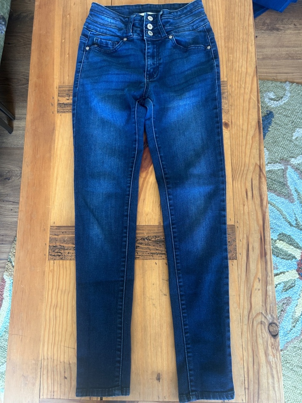 KanCan Dark Blue High-Rise Skinny Jeans with 3 Buttons Zip Fly ESTILO